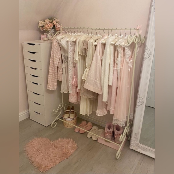 🧚🏼♀️Rachel is LIVE 🧡 - Picture 14 of 16